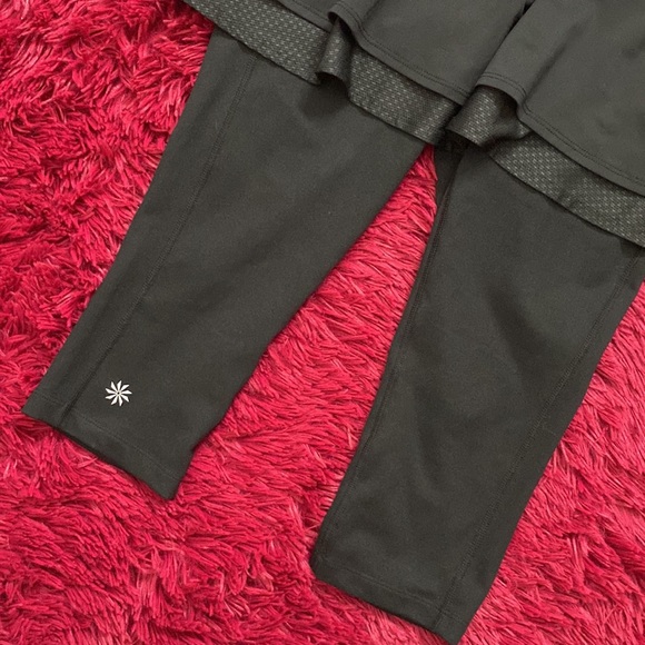 Athleta black skort cropped leggings - Picture 3 of 13